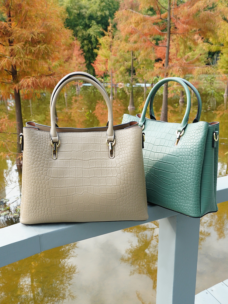 Zency Women's Genuine Leather  - Leather Work Handbags avis et prix